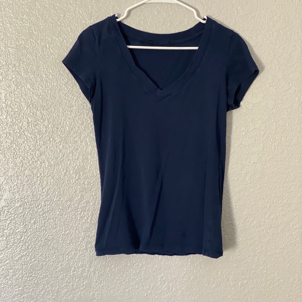 v neck